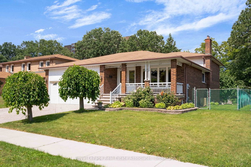 2535 Privet Crescent