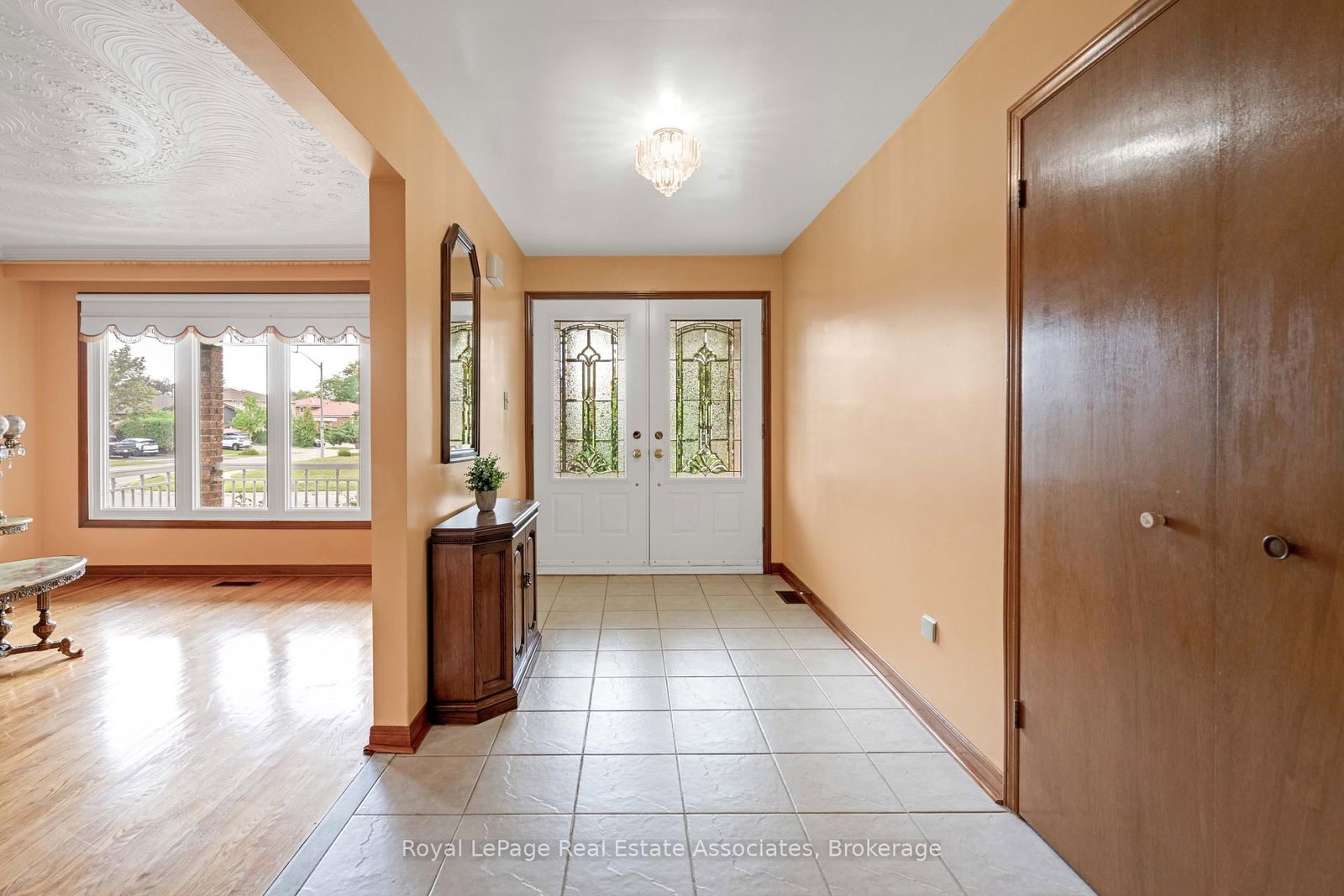 2535 Privet Crescent • Mississauga, ON photo 6