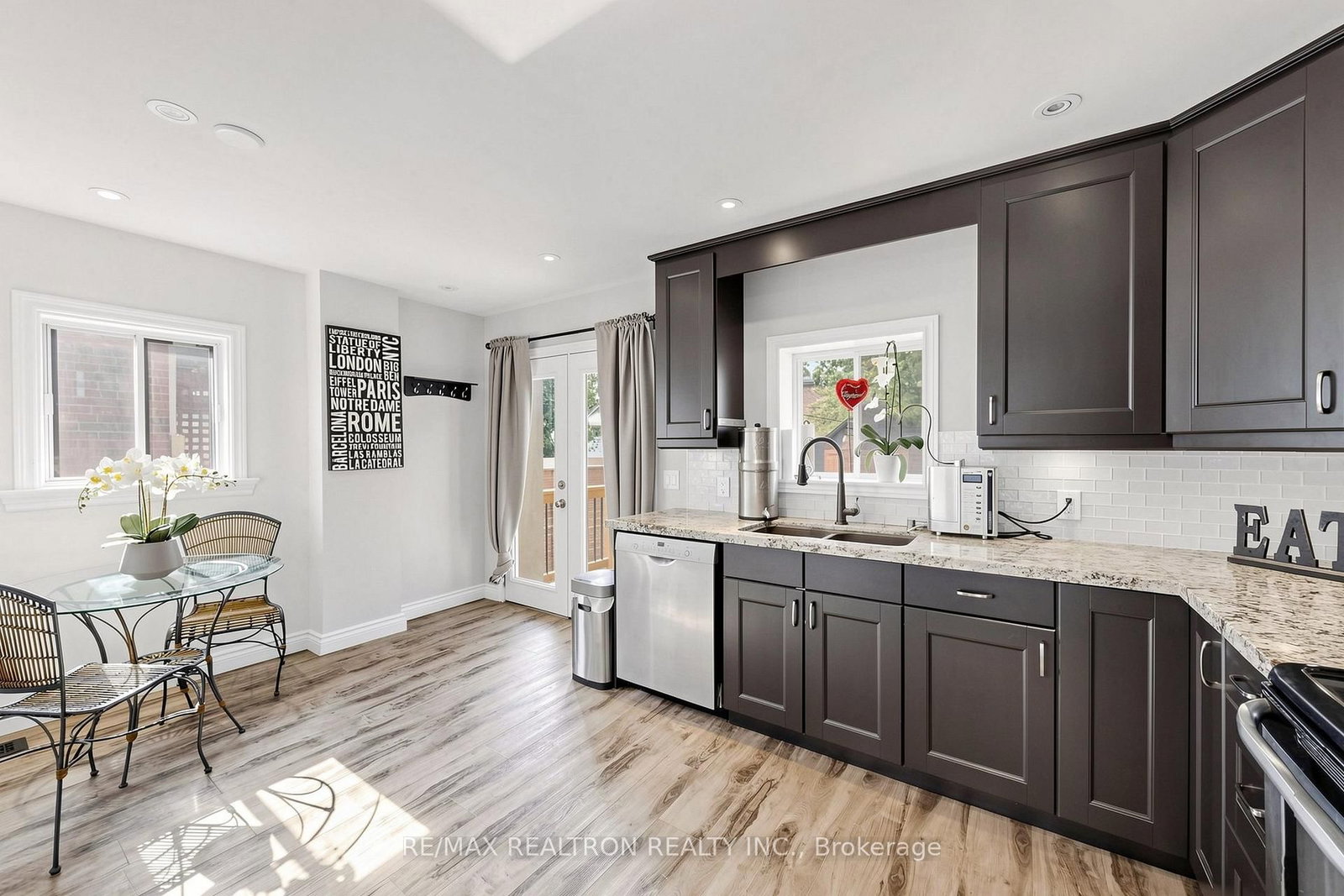 8 Villa Road • Toronto, ON photo 13