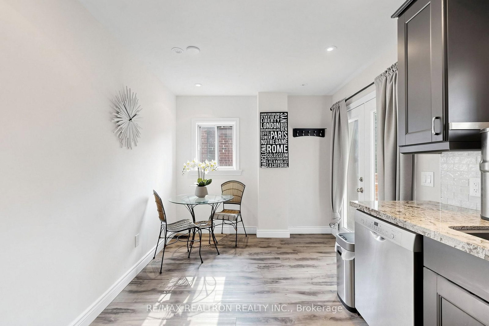 8 Villa Road • Toronto, ON photo 14