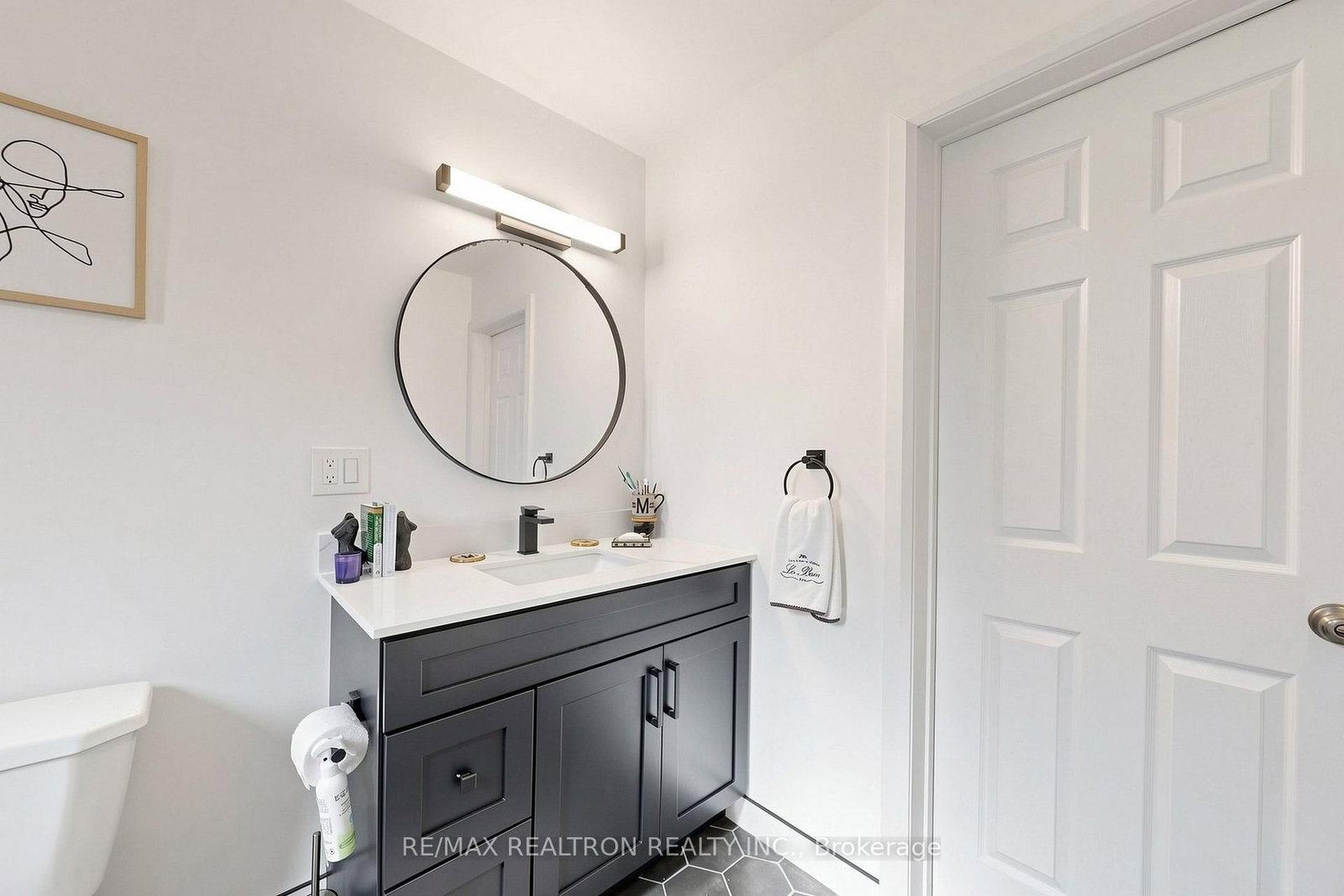 8 Villa Road • Toronto, ON photo 21