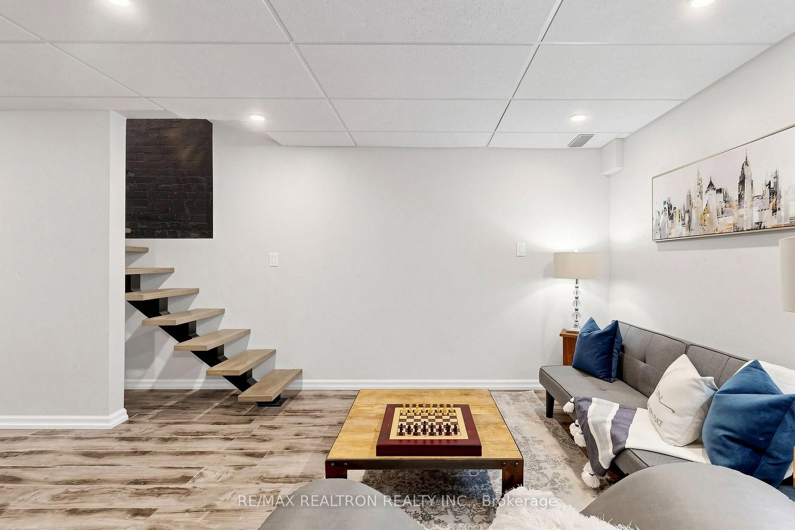 8 Villa Road • Toronto, ON photo 26
