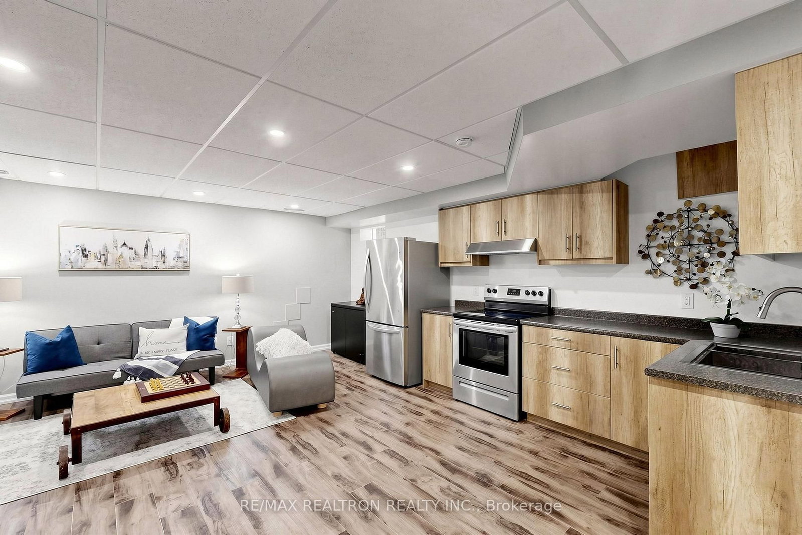 8 Villa Road • Toronto, ON photo 29