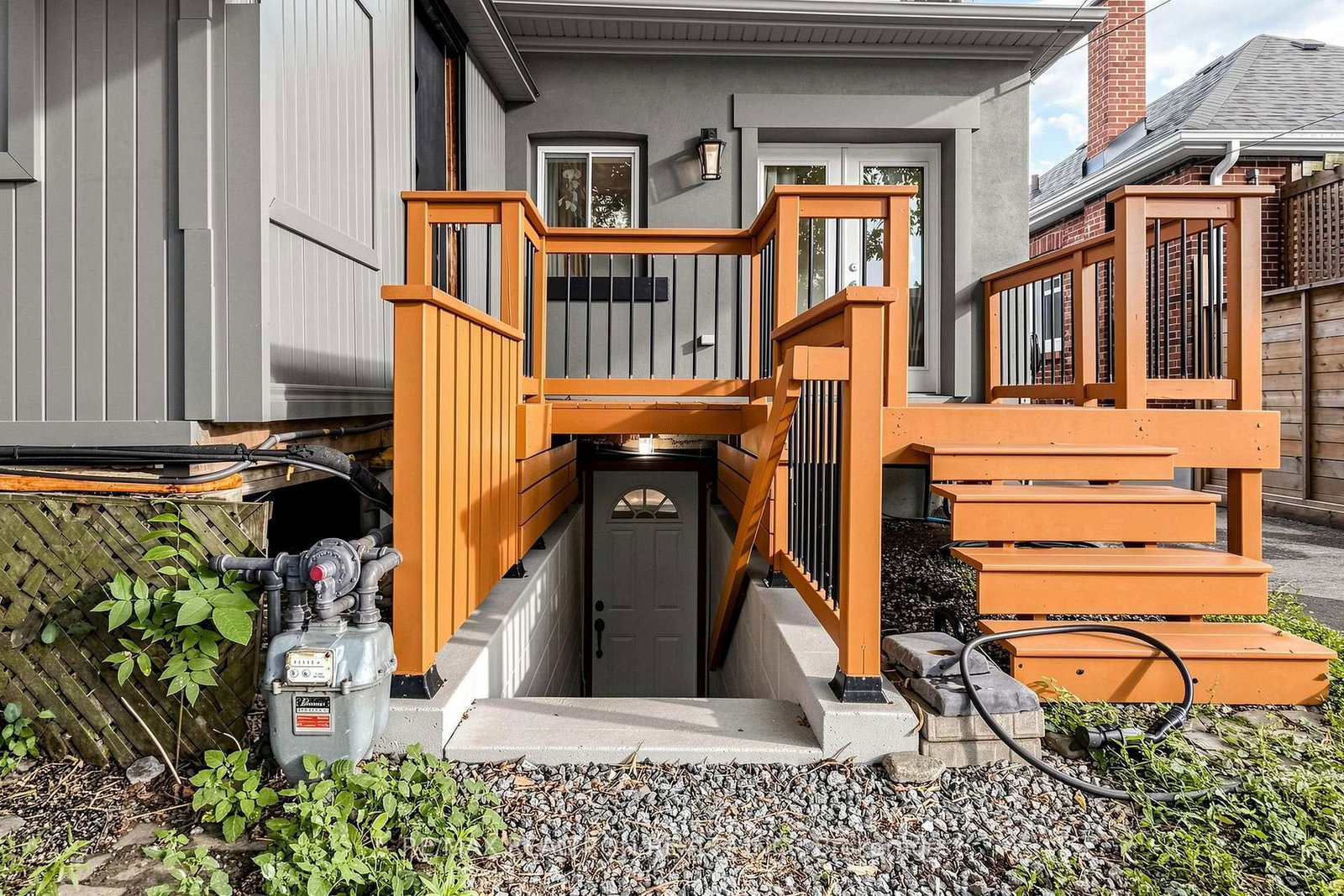 8 Villa Road • Toronto, ON photo 35