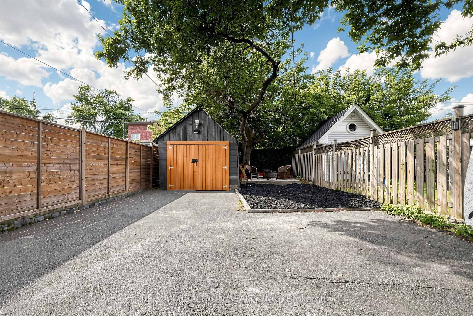 8 Villa Road • Toronto, ON photo 39