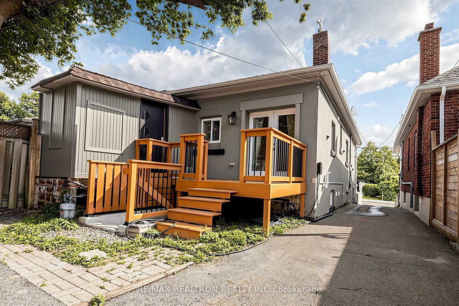 8 Villa Road • Toronto, ON photo 43