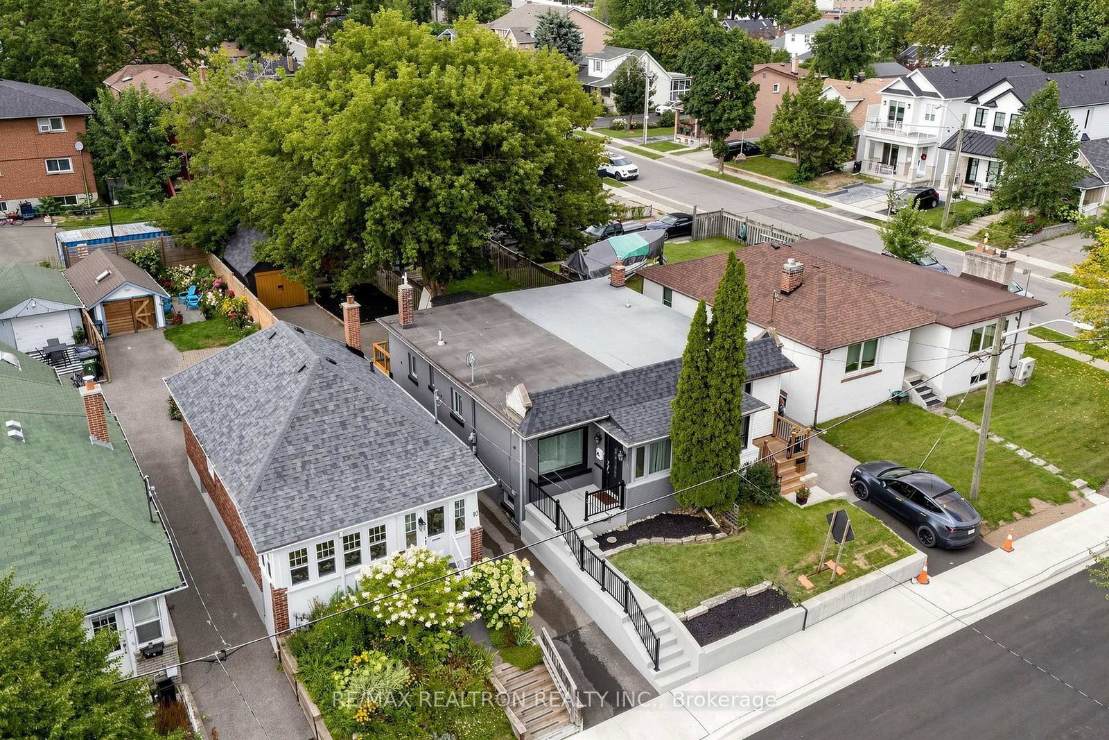 8 Villa Road • Toronto, ON photo 46