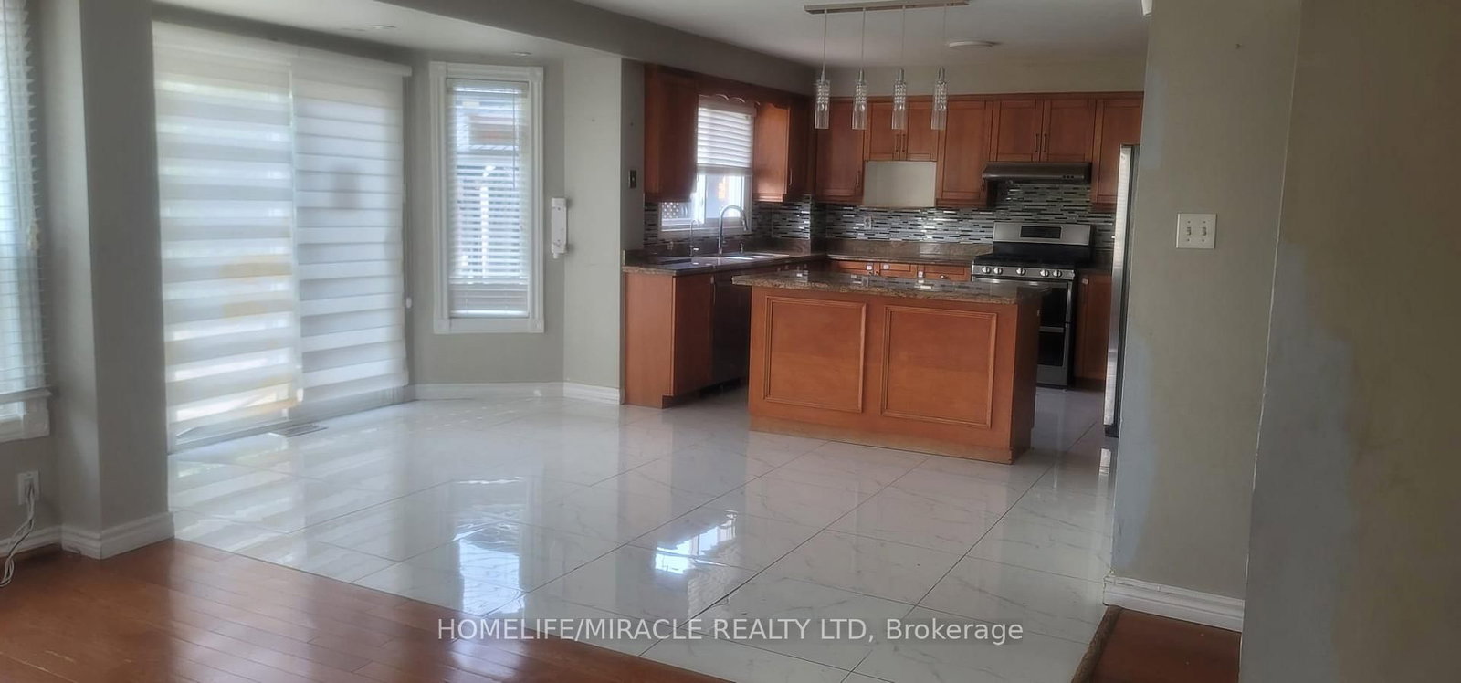 144 Moffatt Avenue • Brampton, ON photo 3