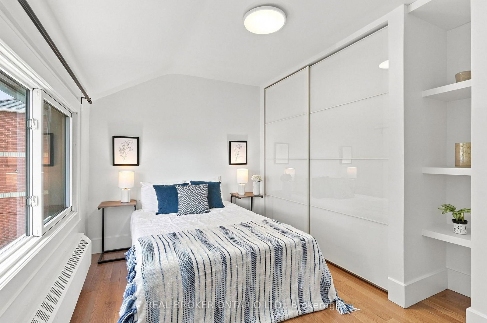 671 Scarlett Road • Toronto, ON photo 28