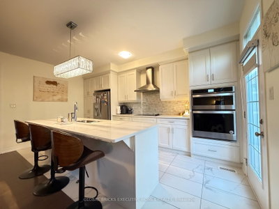 3461 Eternity Way • Oakville, ON photo 6