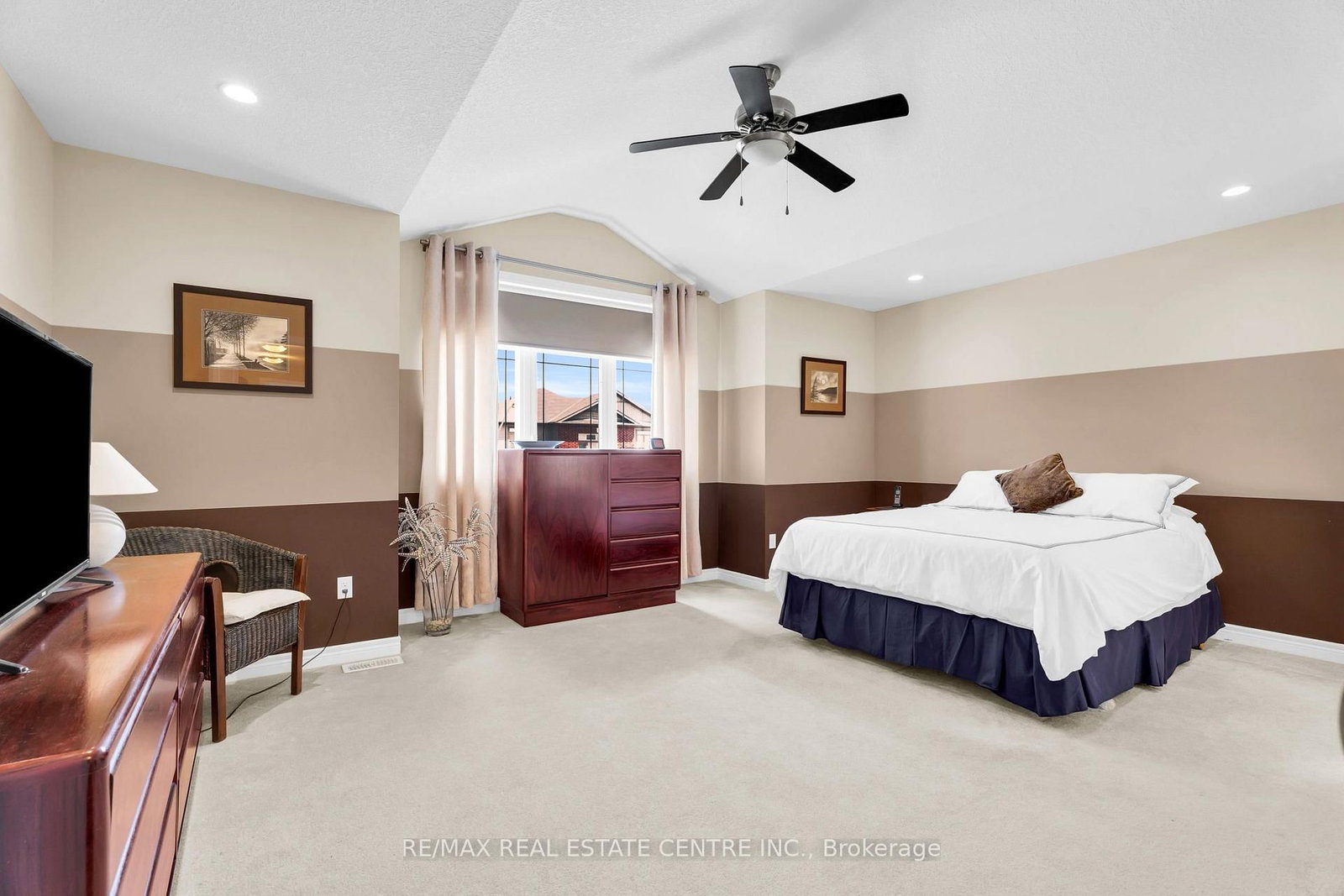 35 St. Paul's Place • Orangeville, ON photo 14