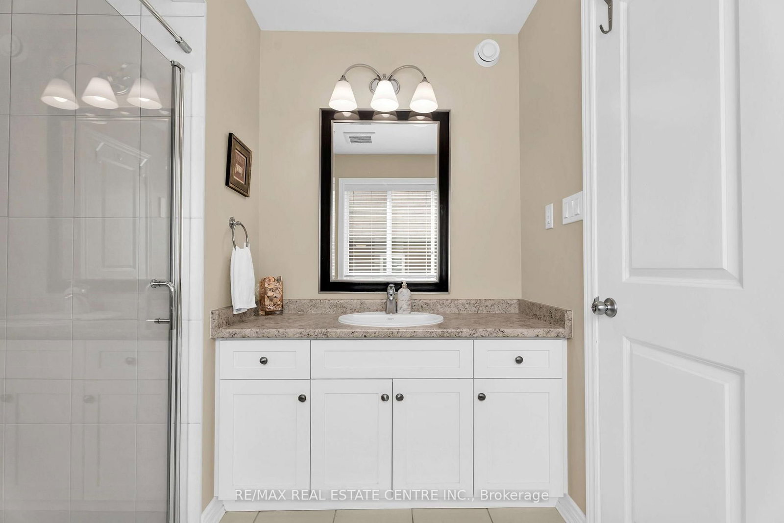 35 St. Paul's Place • Orangeville, ON photo 17