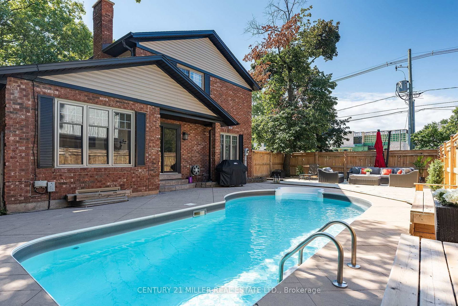 579 Fourth Line • Oakville, ON photo 39