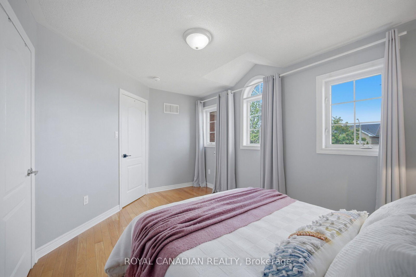 88 Olde Town Road • Brampton, ON photo 27