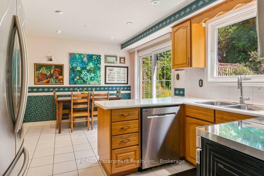 255 Spring Garden Road • Oakville, ON photo 14