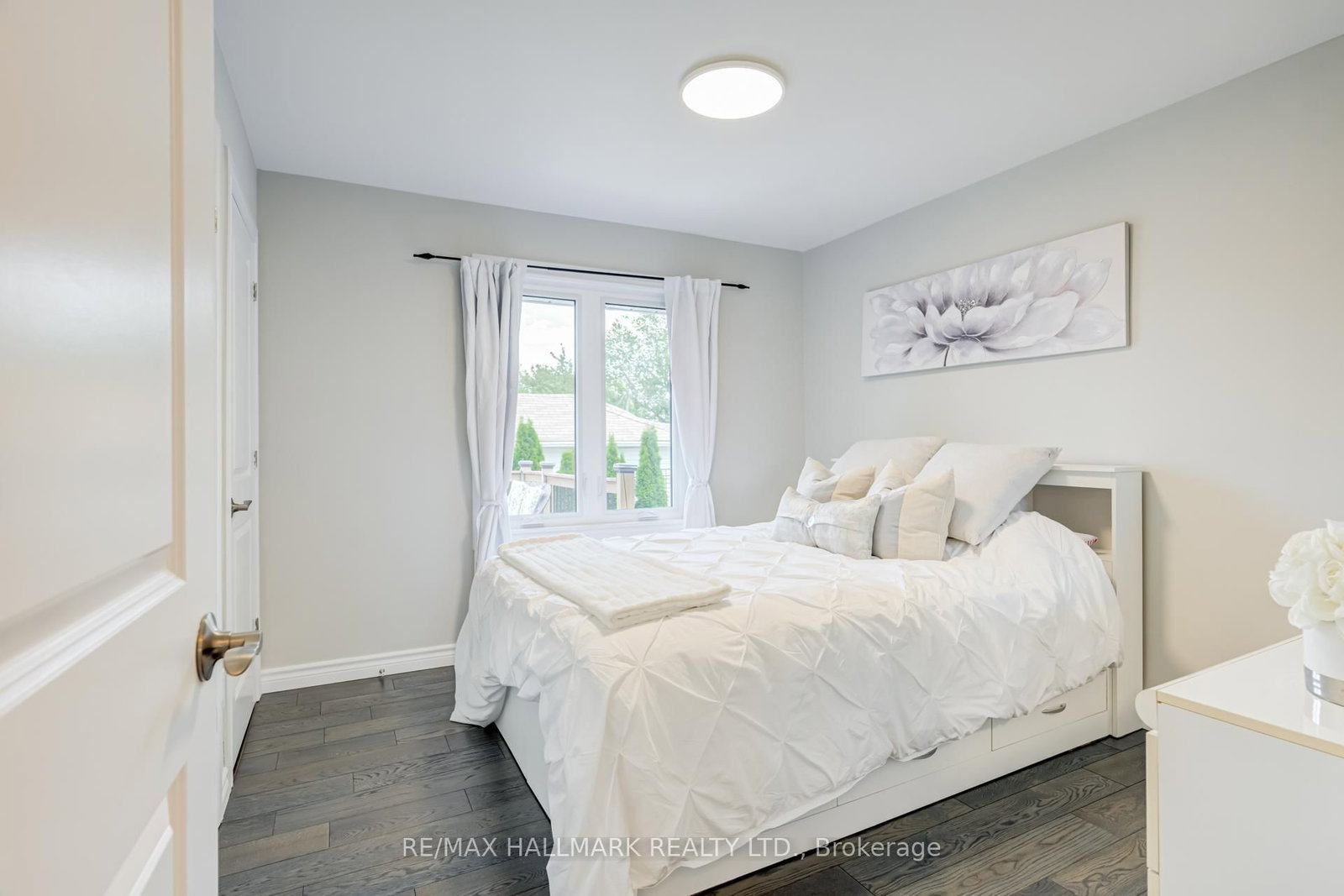 366 Wildwood Drive • Oakville, ON photo 15