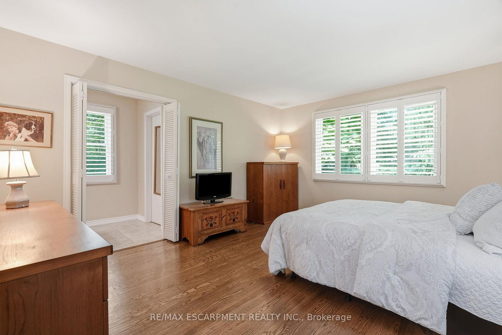 359 Lark Avenue • Burlington, ON photo 26