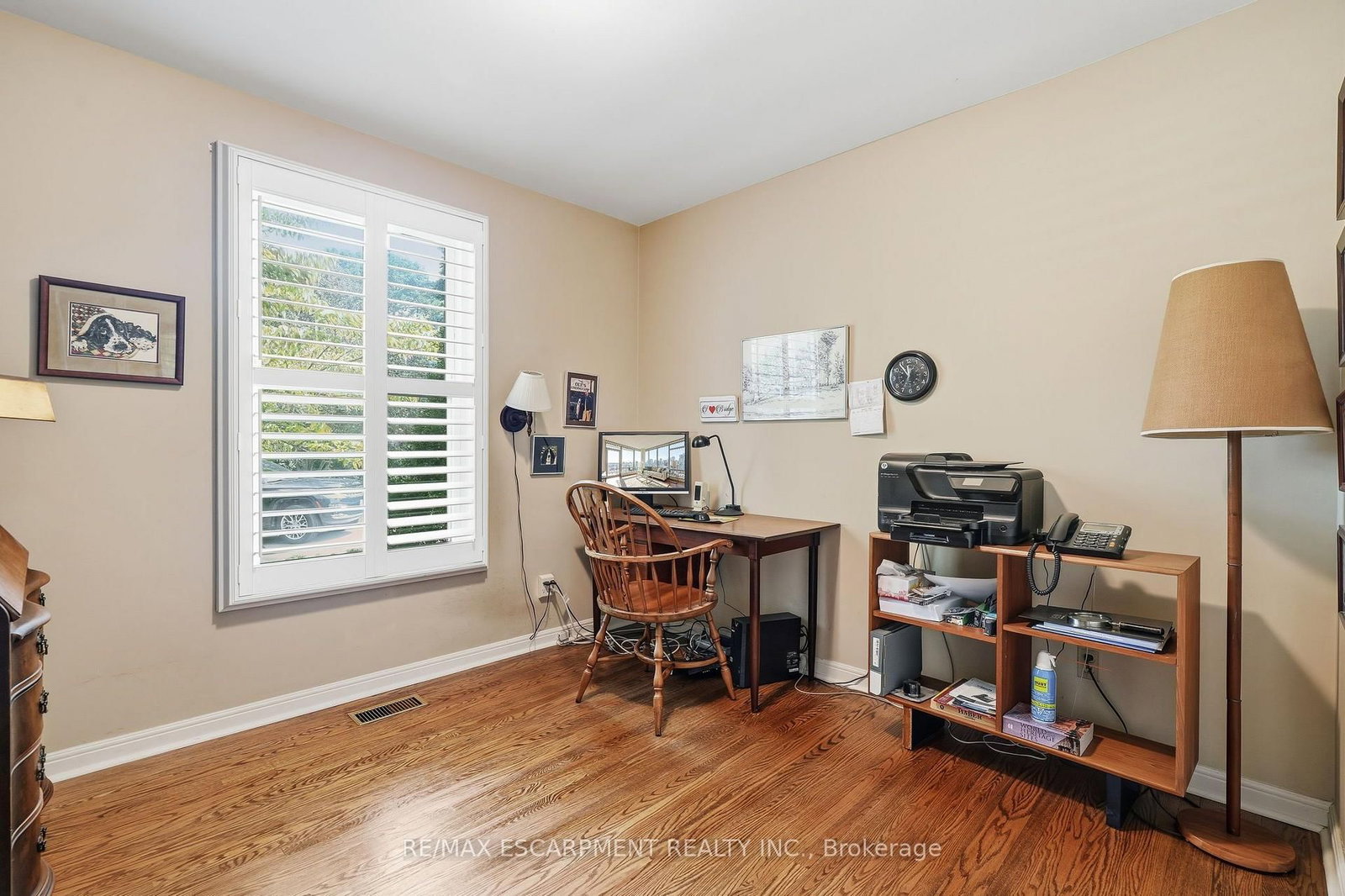 359 Lark Avenue • Burlington, ON photo 31