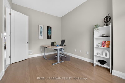 1531 Kitchen Court • Milton, ON photo 8