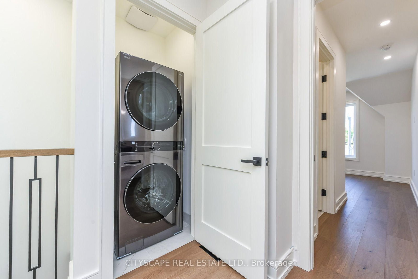 954 Fourth Street • Mississauga, ON photo 23