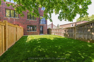 954 Fourth Street • Mississauga, ON photo 6