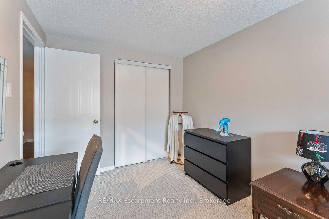1500 Reeves Gate • #1 • Oakville, ON photo 15