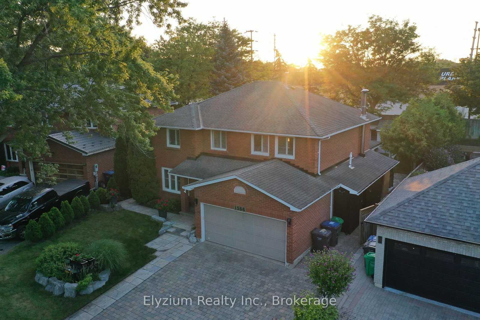 1566 Myron Mississauga,ON L5E 2N6 — Photo 47