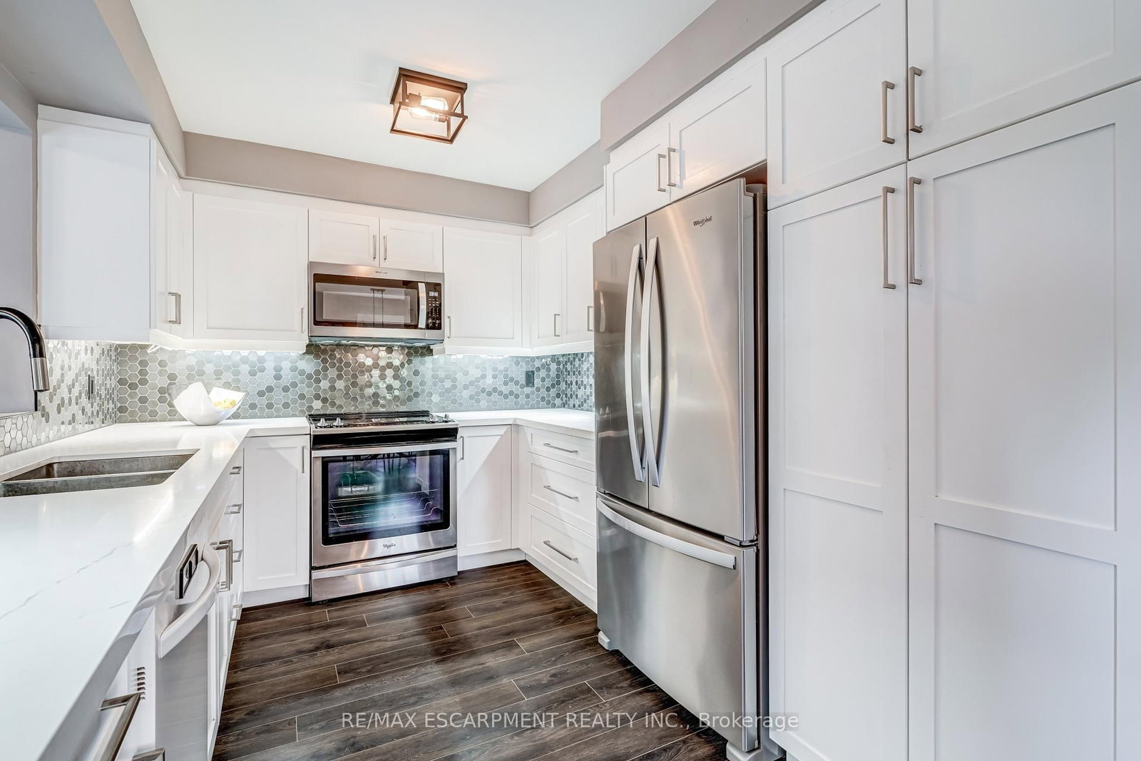2125 White Dove Circle • Oakville, ON photo 14