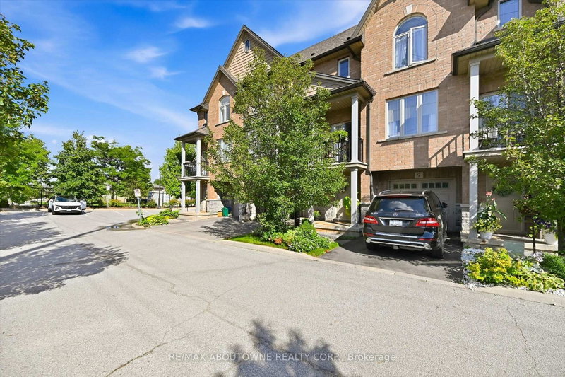10 - 2985 Jackson Drive