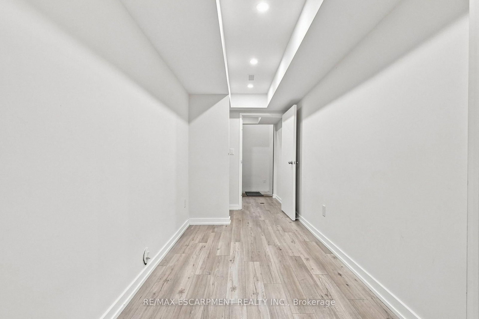 1181 Ogden Avenue • Mississauga, ON photo 42
