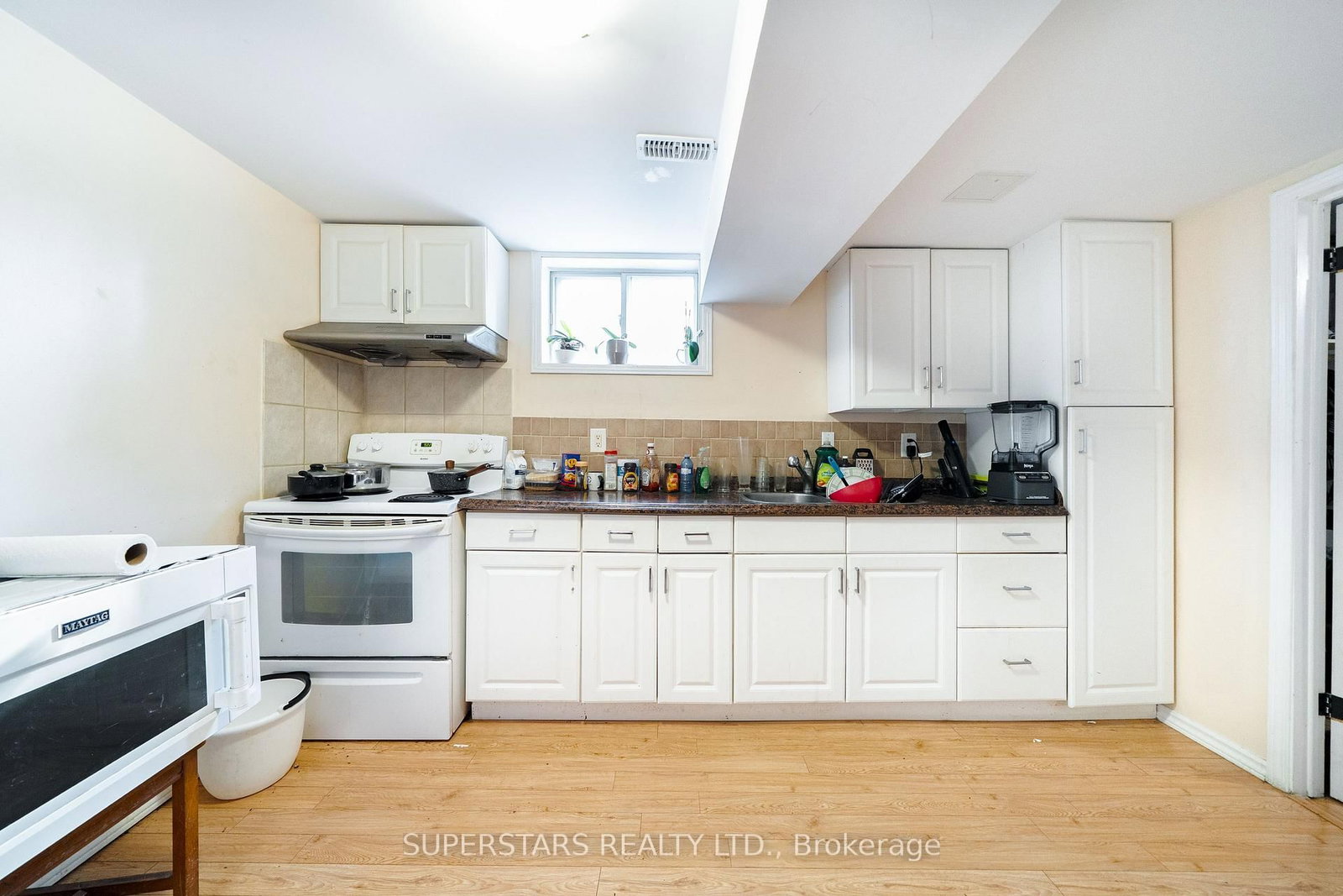 6 Meadowland Drive • Brampton, ON photo 18