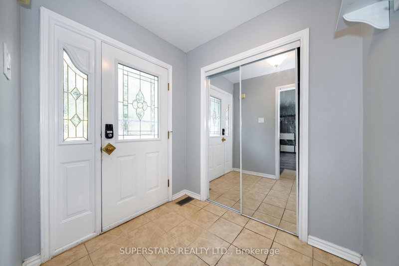 6 Meadowland Drive
