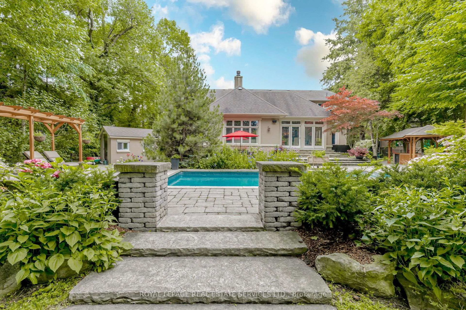 503 MEADOW WOOD Road • Mississauga, ON photo 42