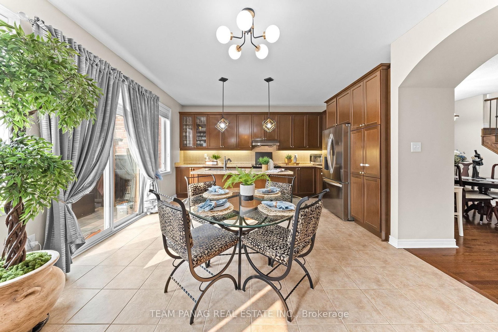 32 Impulse Circle • Brampton, ON photo 18