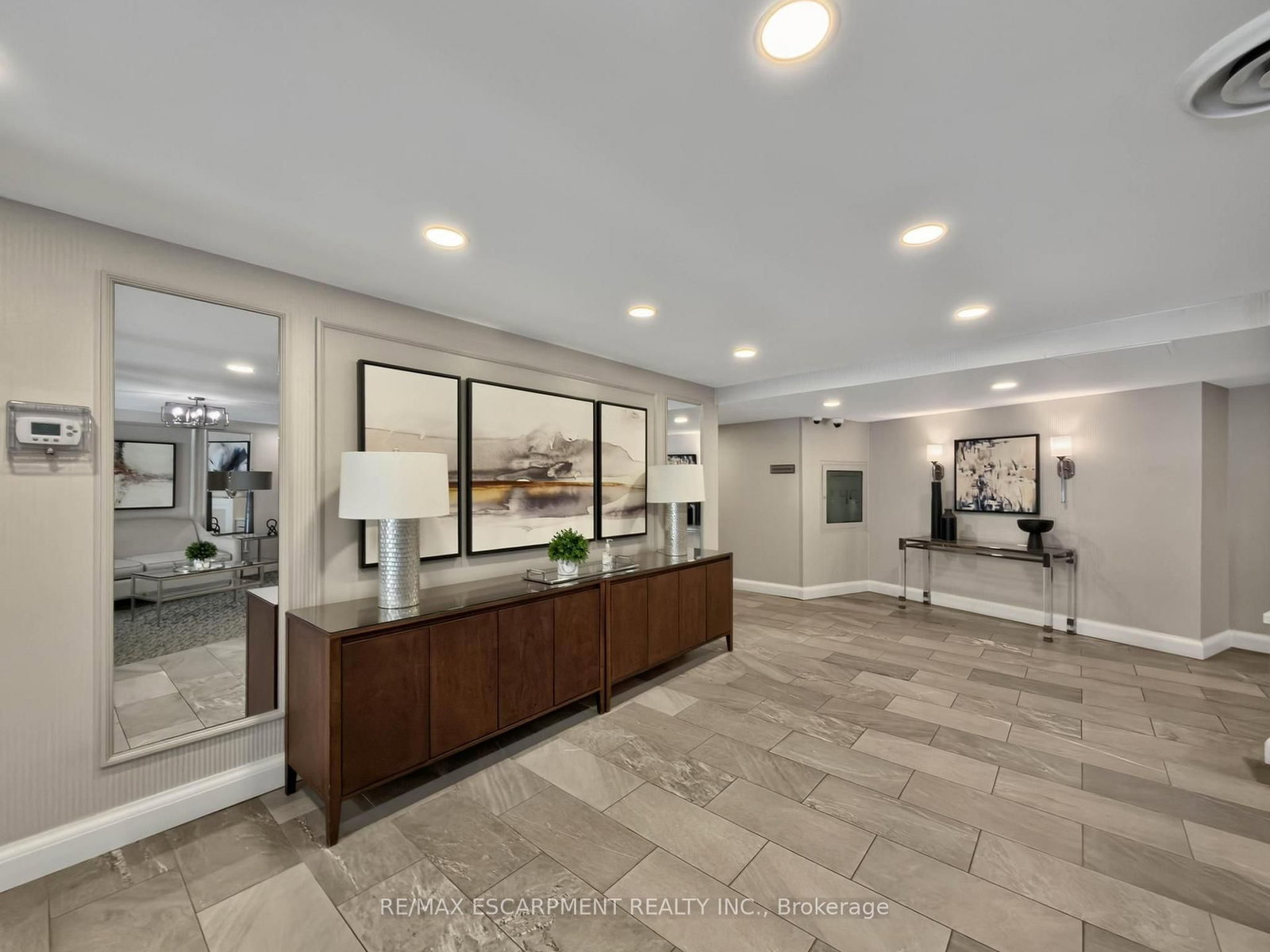 1230 Marlborough Court • #202 • Oakville, ON photo 6