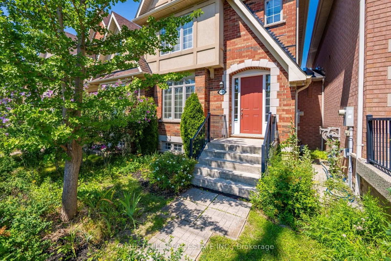 3549 Eglinton Avenue W