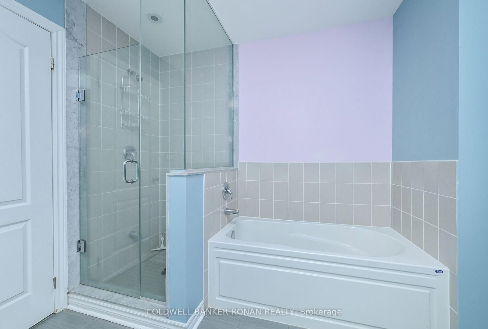 2375 Glenwood School Drive • Burlington, ON photo 19