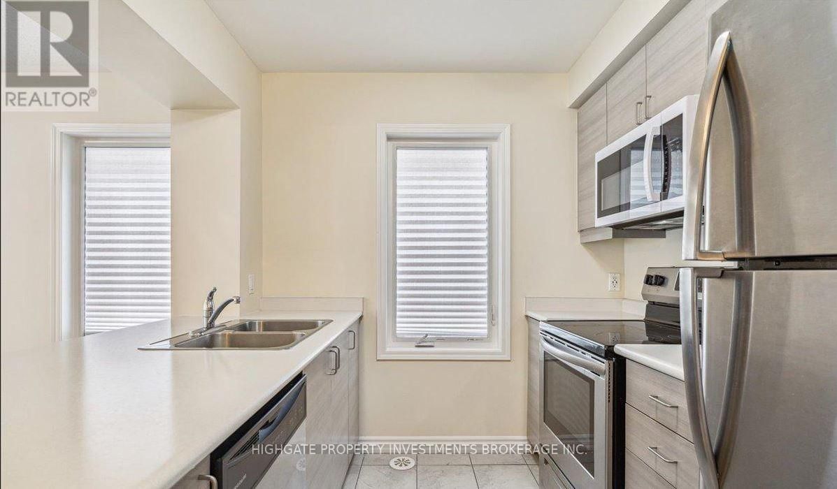 107 Lemieux Crt, Milton, view 11