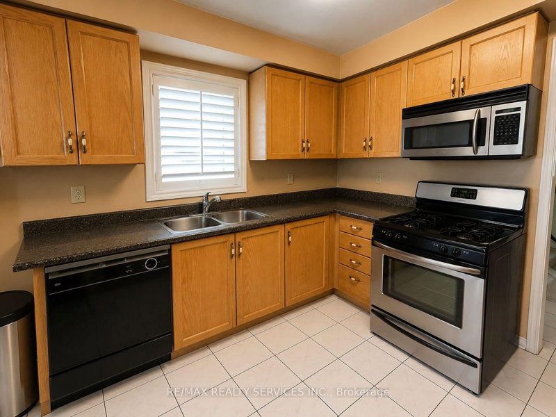59 Stanwell Brampton,ON L6Z 3Y8 — Photo 19