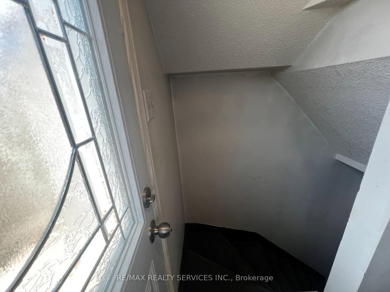 59 Stanwell Brampton,ON L6Z 3Y8 — Photo 32
