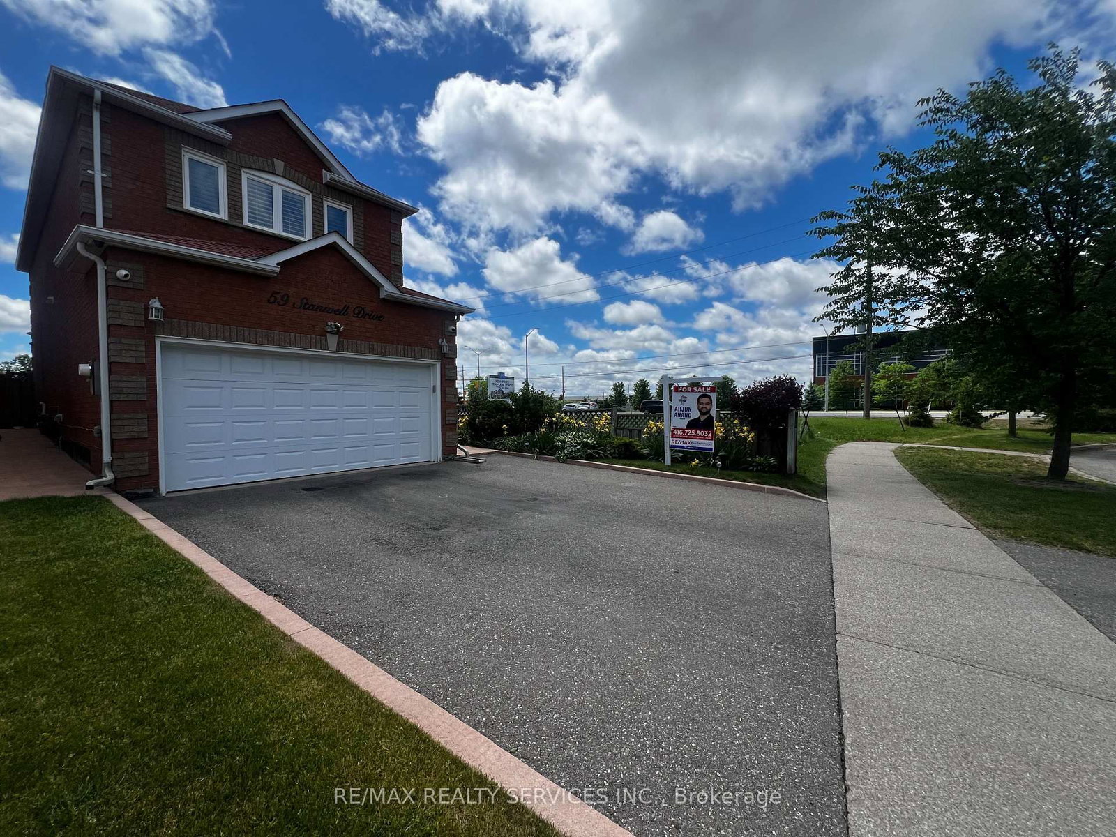59 Stanwell Drive • Brampton, ON photo 4