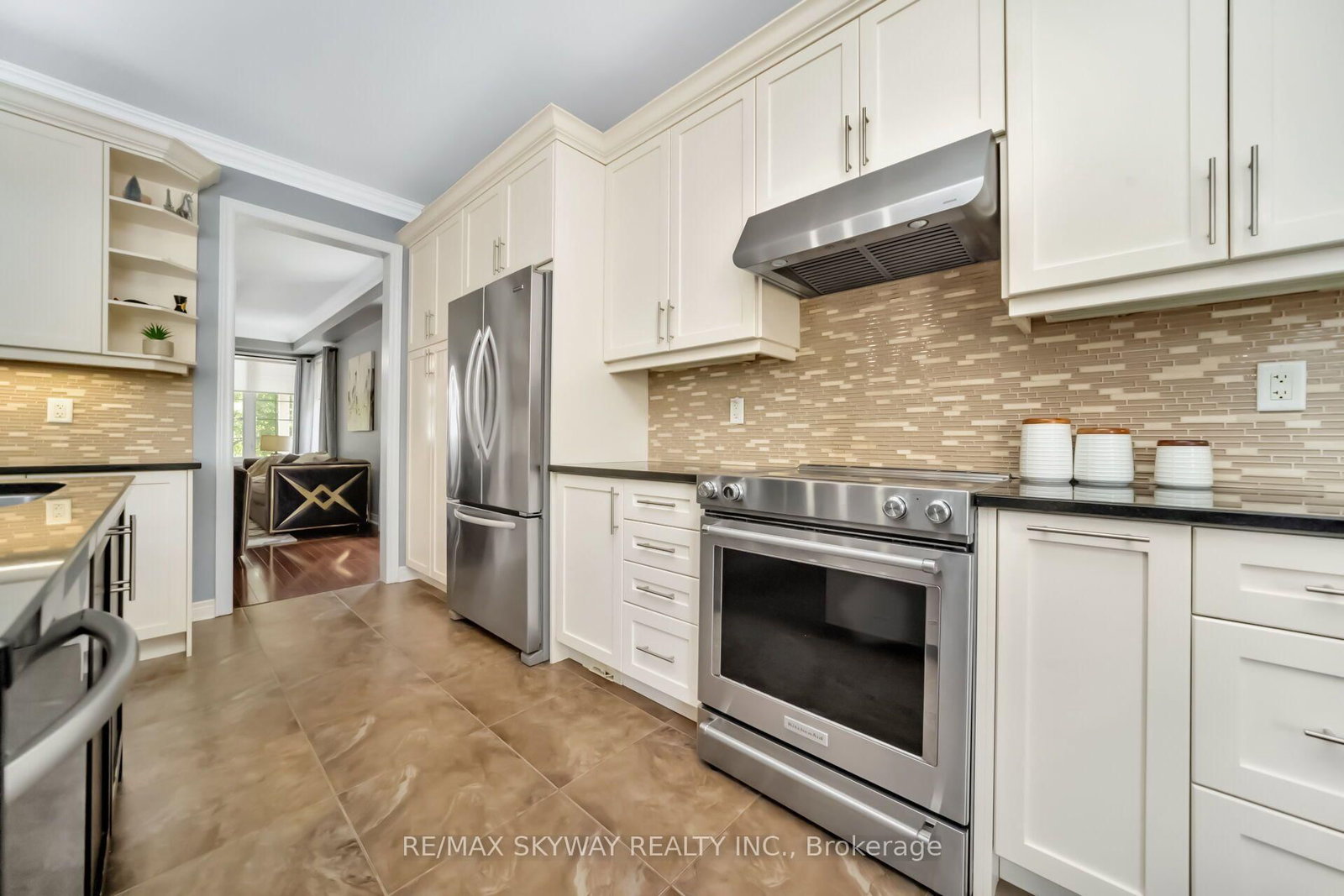 51 Learmont Avenue • Caledon, ON photo 13