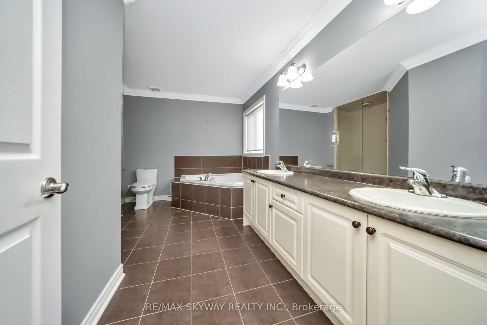 51 Learmont Avenue • Caledon, ON photo 26