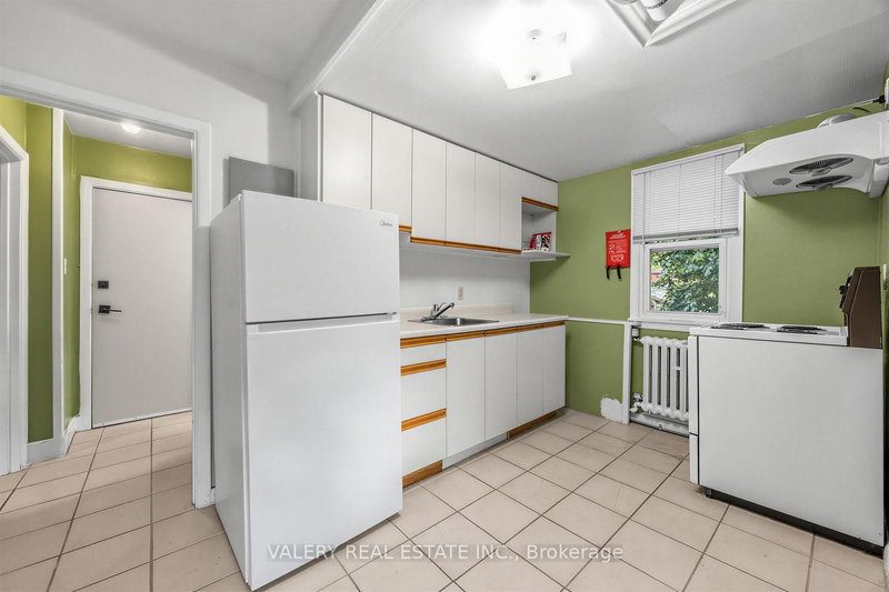 4 - 8 Thirty Third Street