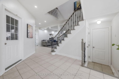 50 Northface Brampton,ON L6R 2Y2 — Photo 26