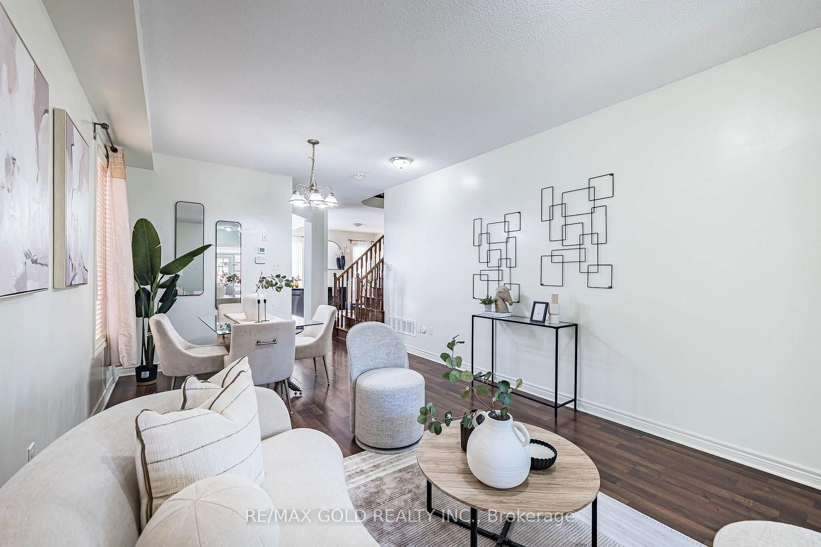 49 Baby Pointe Trail • Brampton, ON photo 10