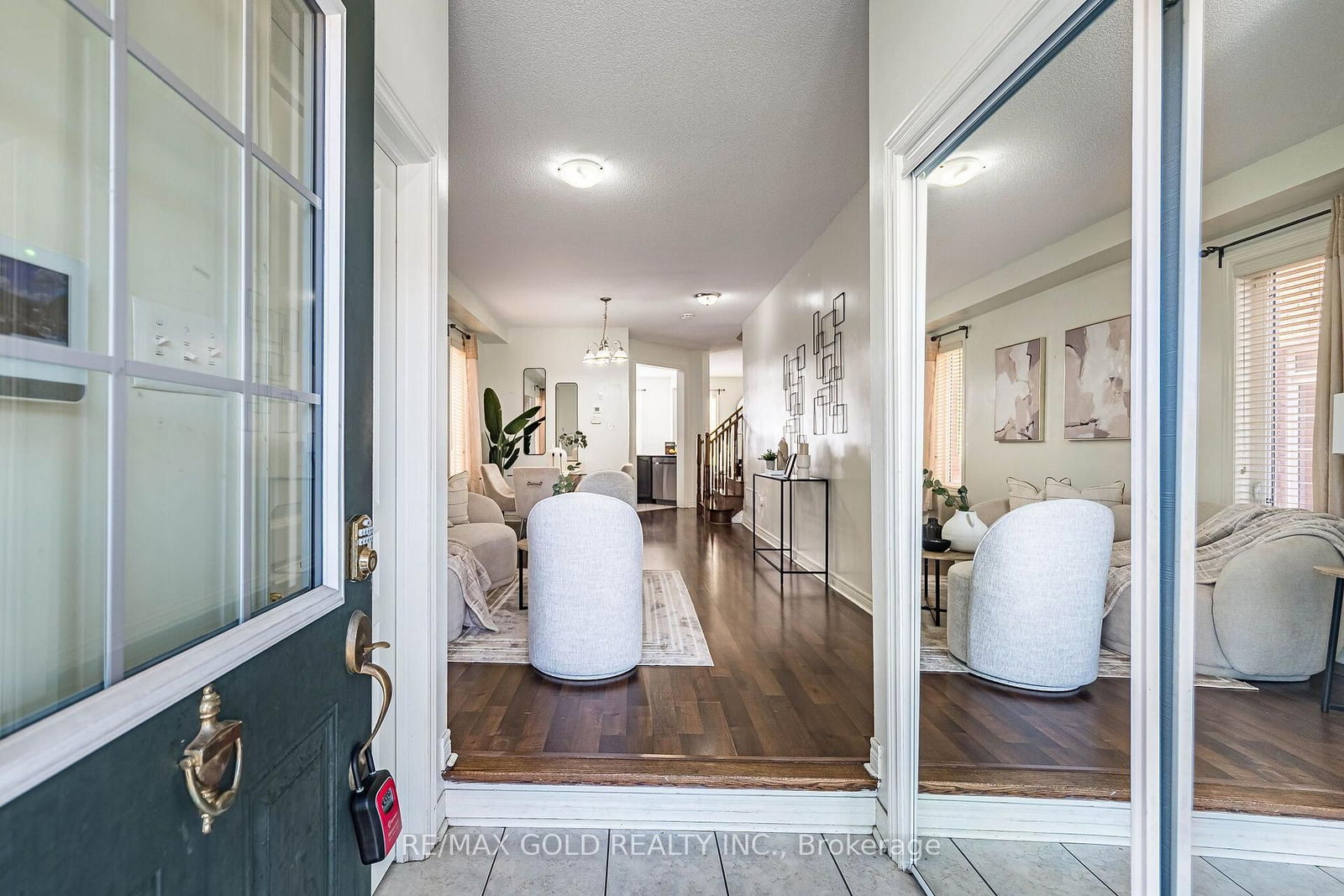 49 Baby Pointe Trail • Brampton, ON photo 6