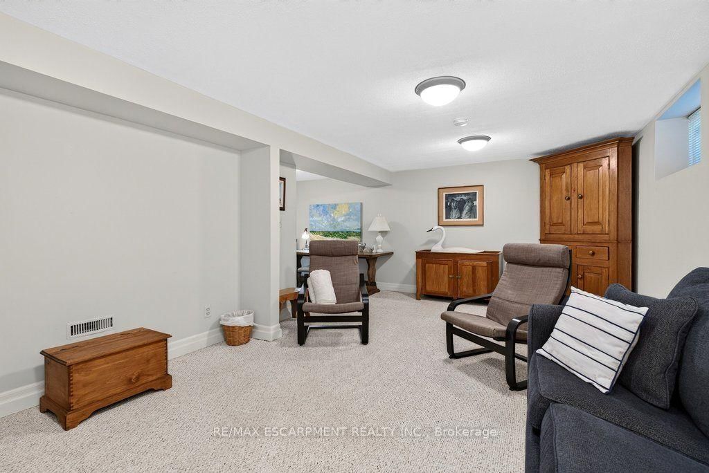 1975 Sterling Place • Burlington, ON photo 38
