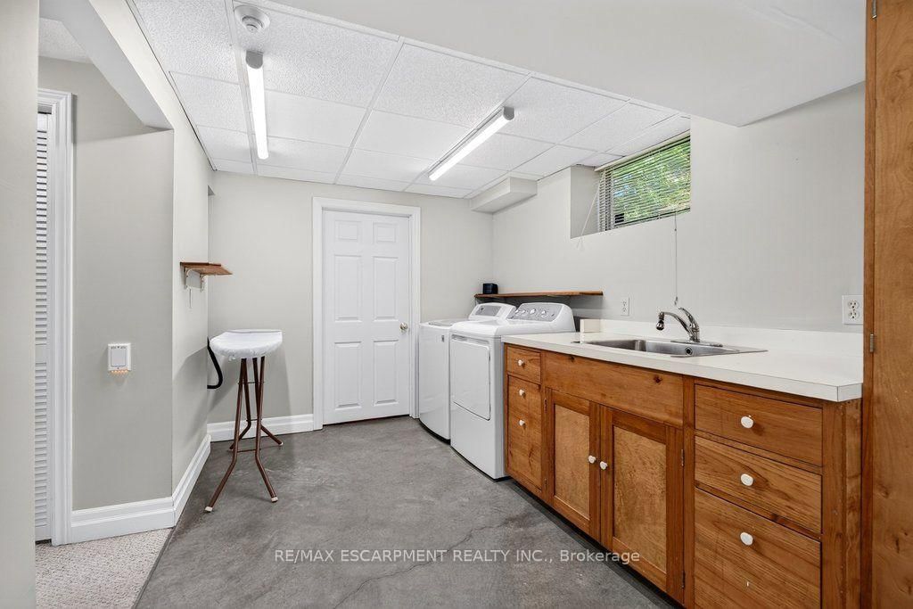 1975 Sterling Place • Burlington, ON photo 39
