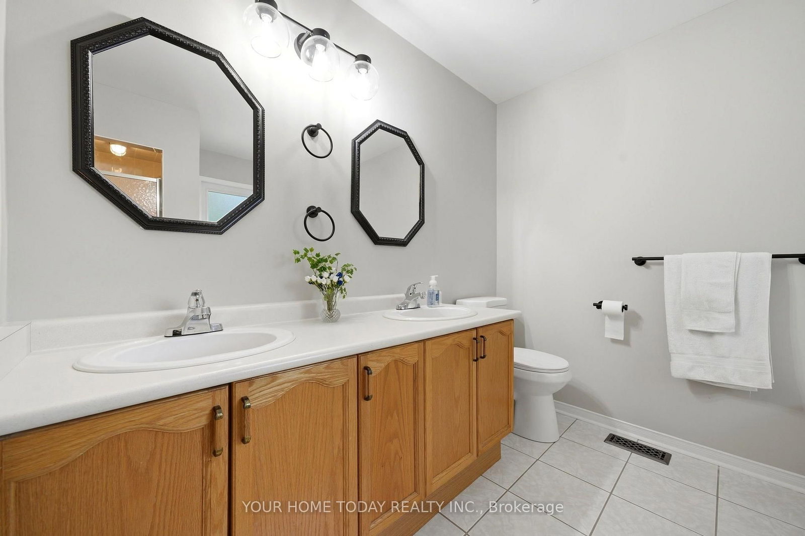 58 Chester Crescent • Halton Hills, ON photo 22